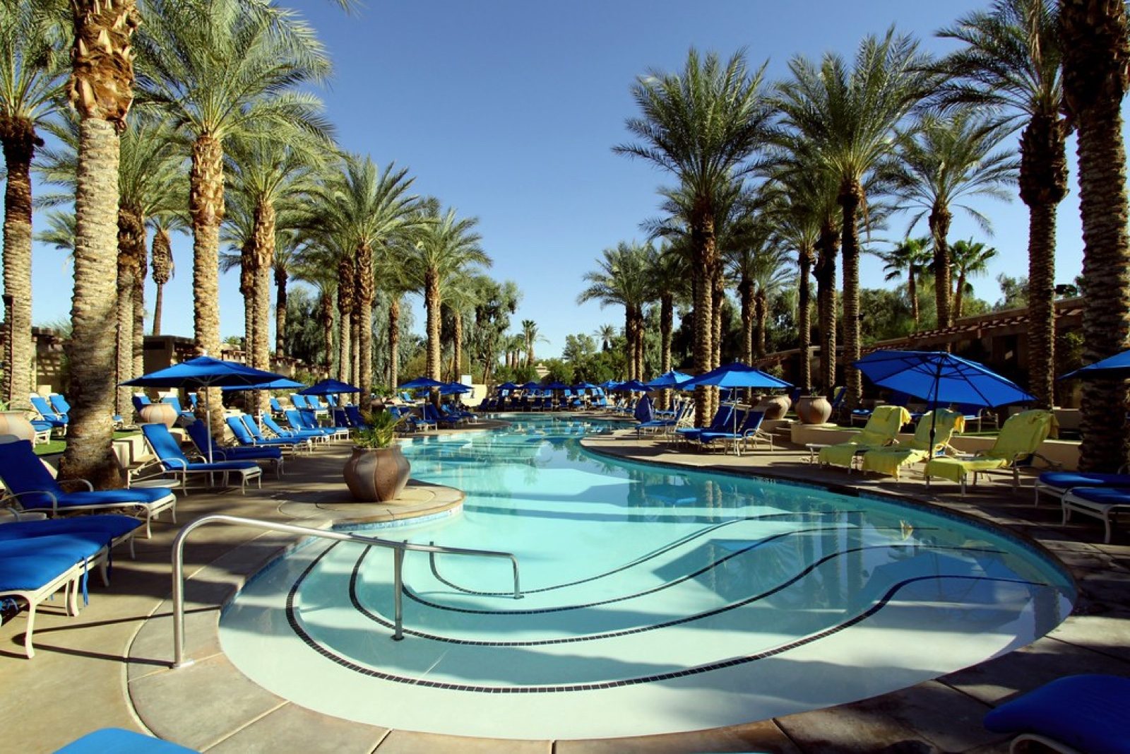 Resort arrival in Palm Beach